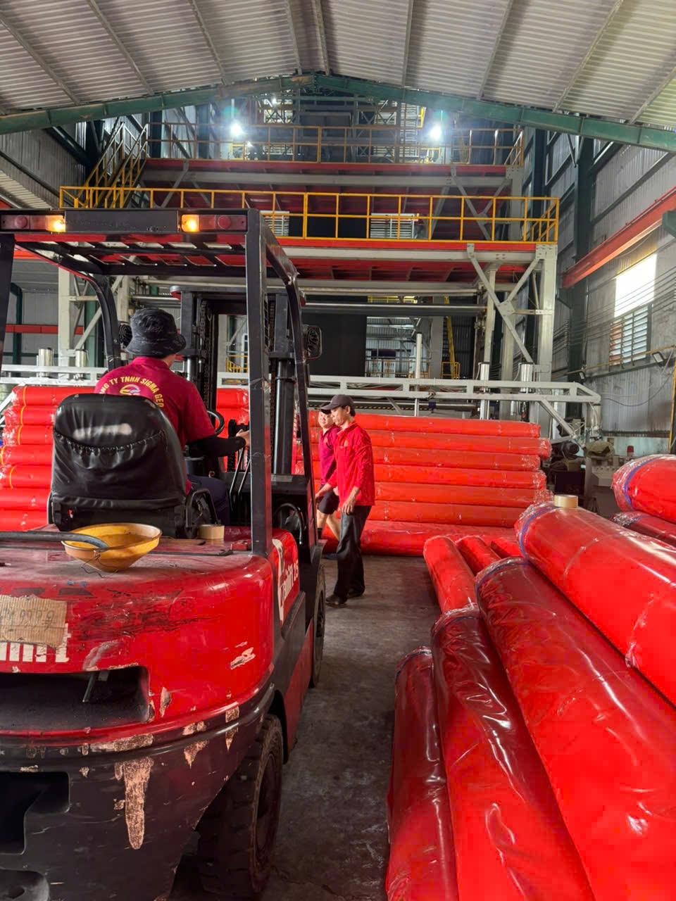 Hướng dẫn lựa chọn loại vải địa kỹ thuật phù hợp cho từng ứng dụng trong công trình xây dựng để đạt hiệu quả tối ưu.